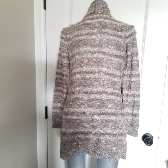 Revolution Cardigan (Ricki's) - Like New - Picture 2 of 6